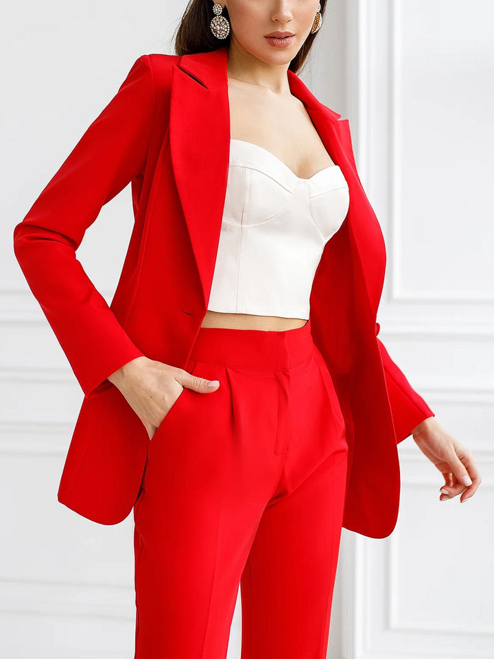 solovedress Red 2 Piece Business Casual Slim Fit Peak Lapel Women Suit (Blazer+Pants)